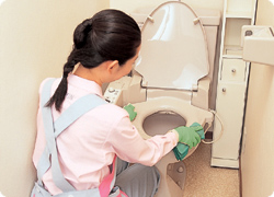 �g�C���N���[�j���O