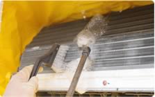 高圧洗浄機を使ってクリーニング